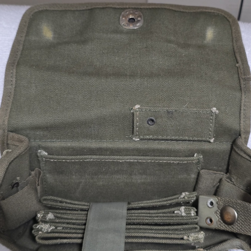 Vintage US Military M18A1 Chemical Detector Kit Canvas Case‎ Pouch ITT - Picture 14 of 16